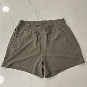 Lululemon Pace Breaker Linerless Short 5”